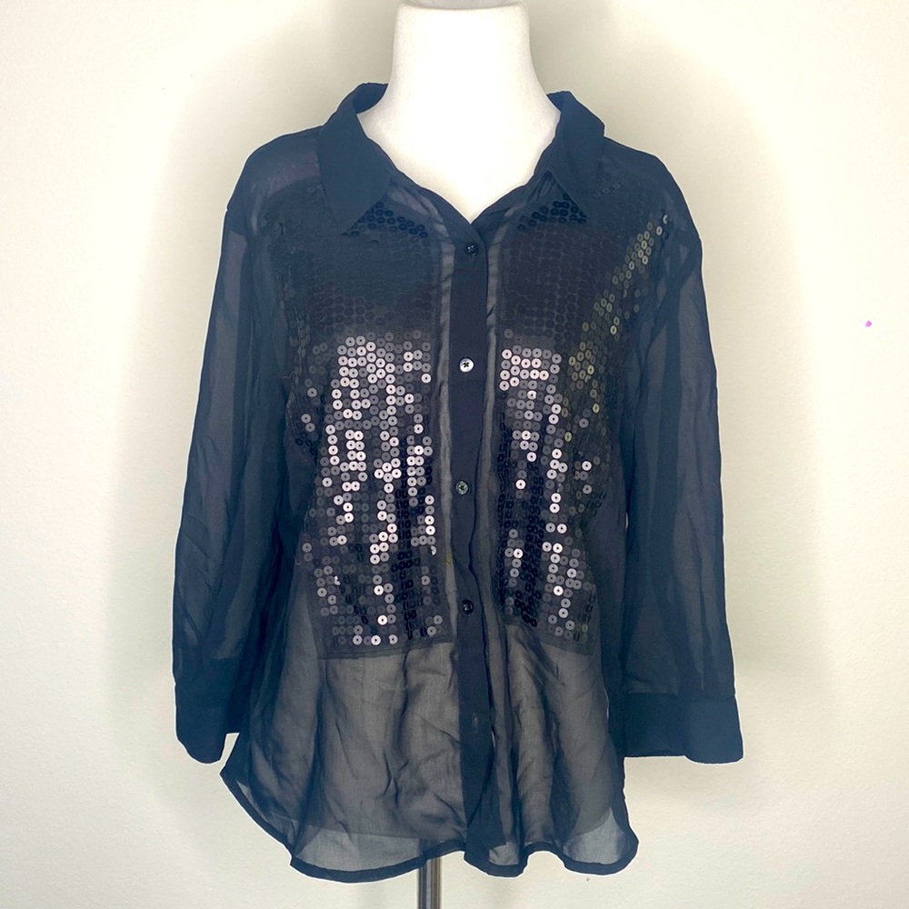 Vera Wang princess sheer button top